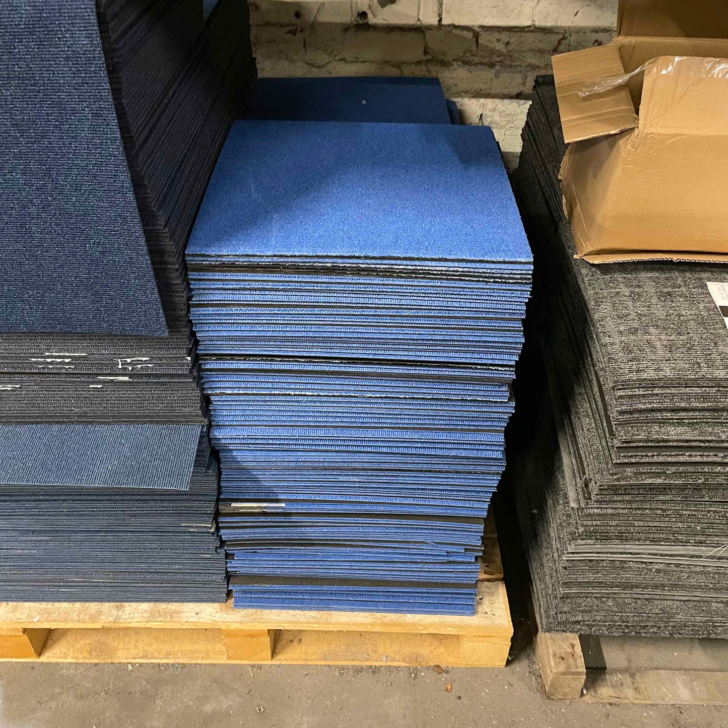 Bold Blue Ribbed Carpet Tile