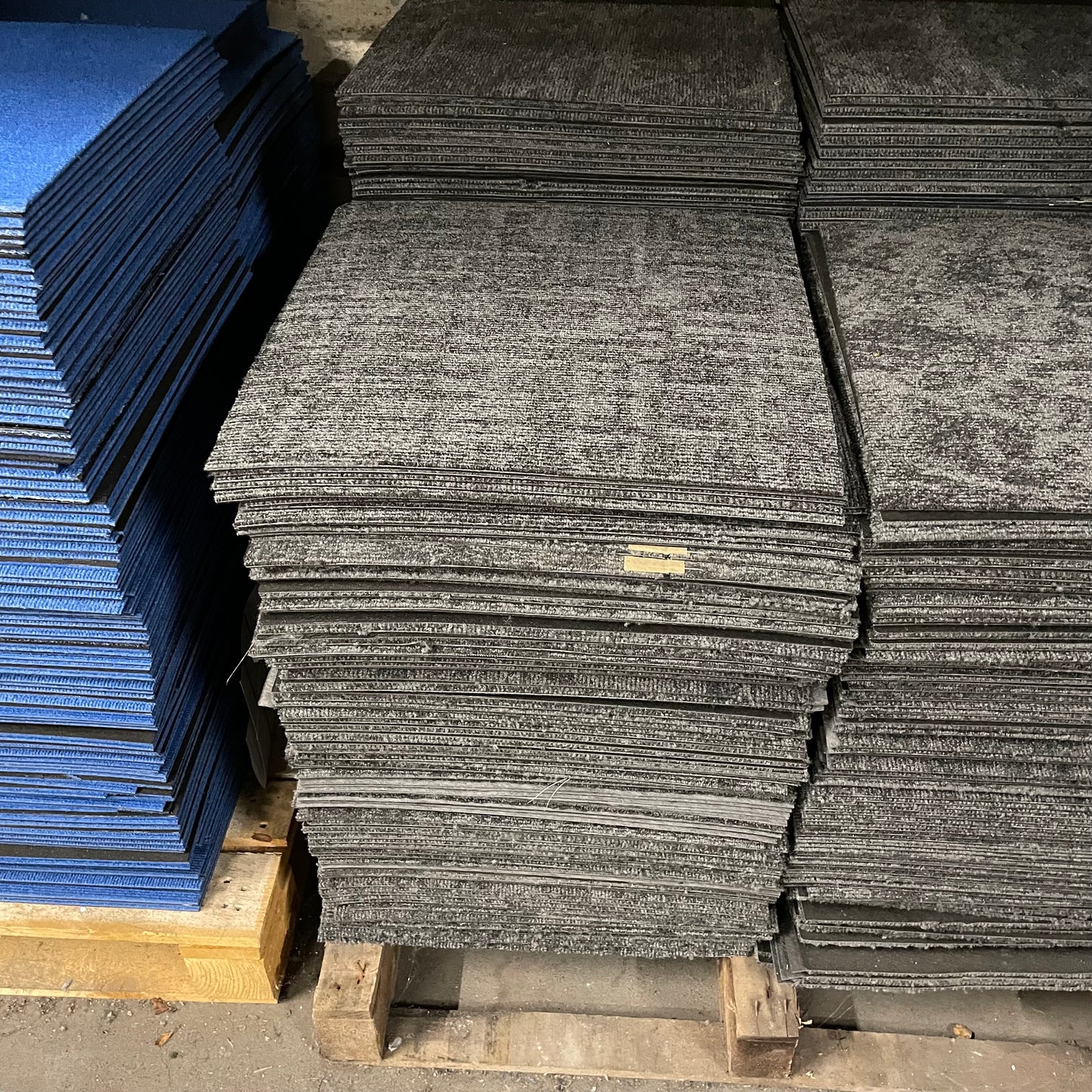 Grey Hatched Design Carpet Tiles